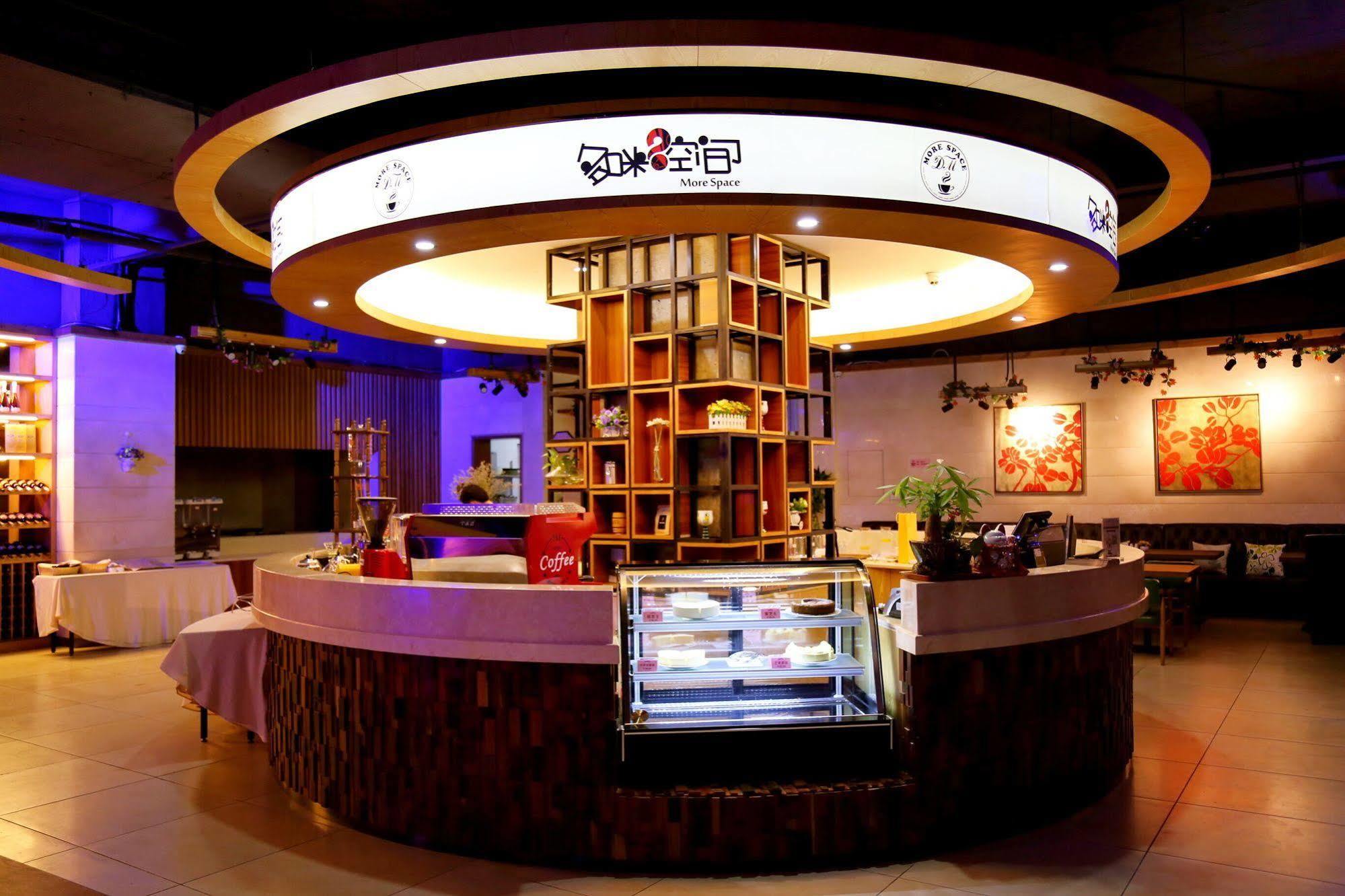 Gentle Grown Sanya Seashore Hotel Экстерьер фото