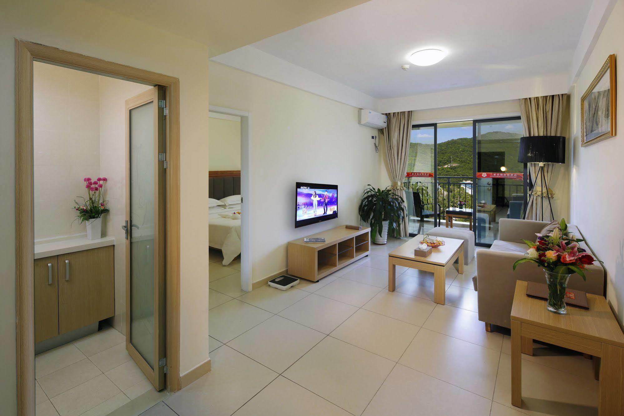 Gentle Grown Sanya Seashore Hotel Экстерьер фото