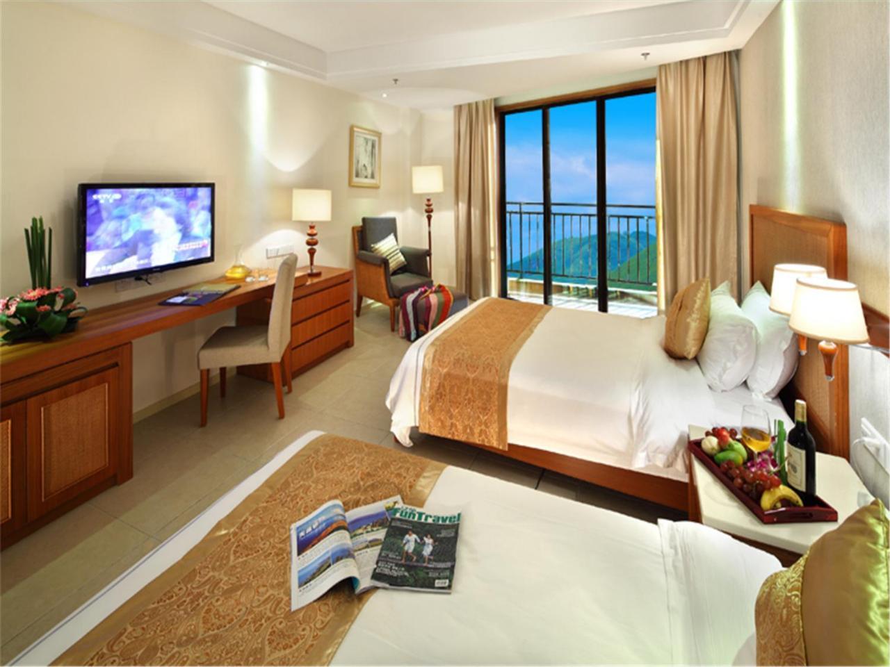 Gentle Grown Sanya Seashore Hotel Экстерьер фото